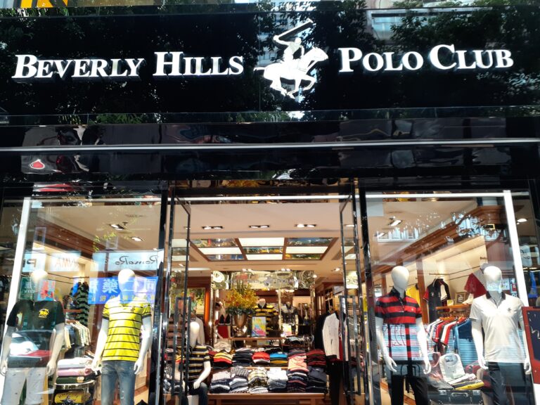 Beverly Hills Polo Club – co to za marka, gdzie powstaje?